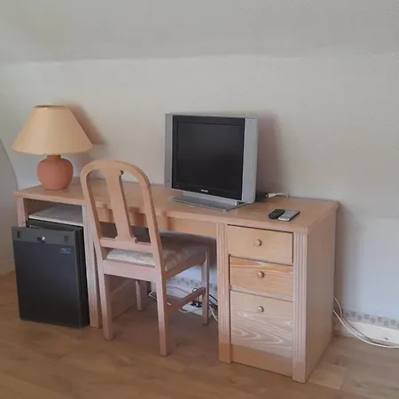 Bed & Breakfast D'hote La Maronne Dans Le Cantal